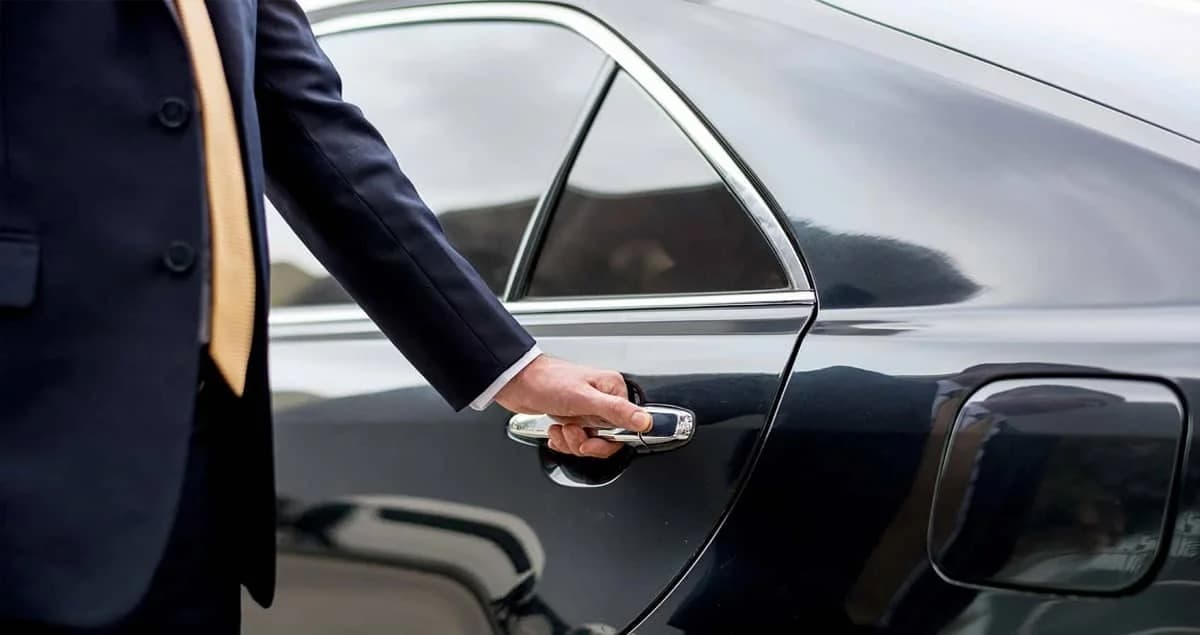 Punctual &amp; Professional – Alpine Chauffeurs Taxi Nottingham to Heathrow Airport